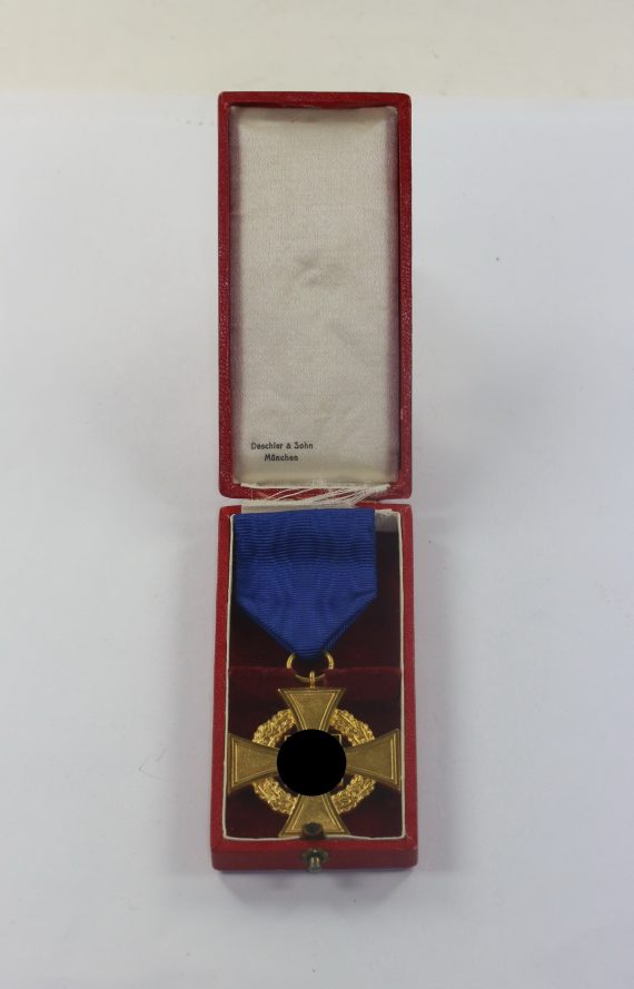 treudienstehrenzeichen_in_gold_40_jahre_im_etui_deschler_sohn_m_nchen_1__5