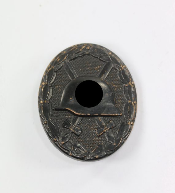verwundetenabzeichen_in_schwarz_buntmetall_1__2_1